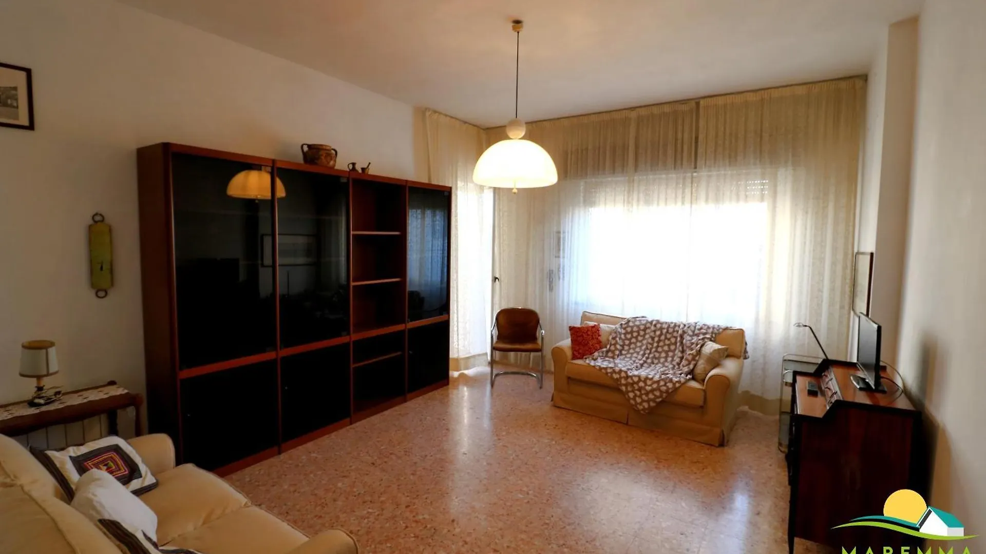 Maremma Holidays: Foscolo Apartment Follonica